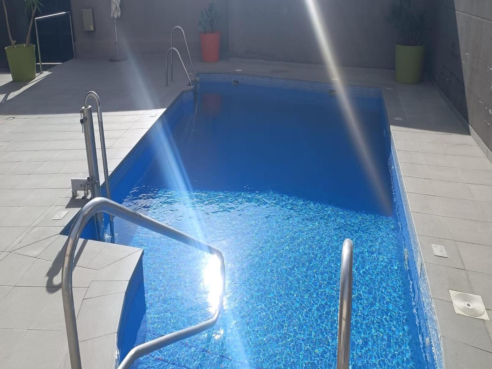 Inviting In With Shared Pool *